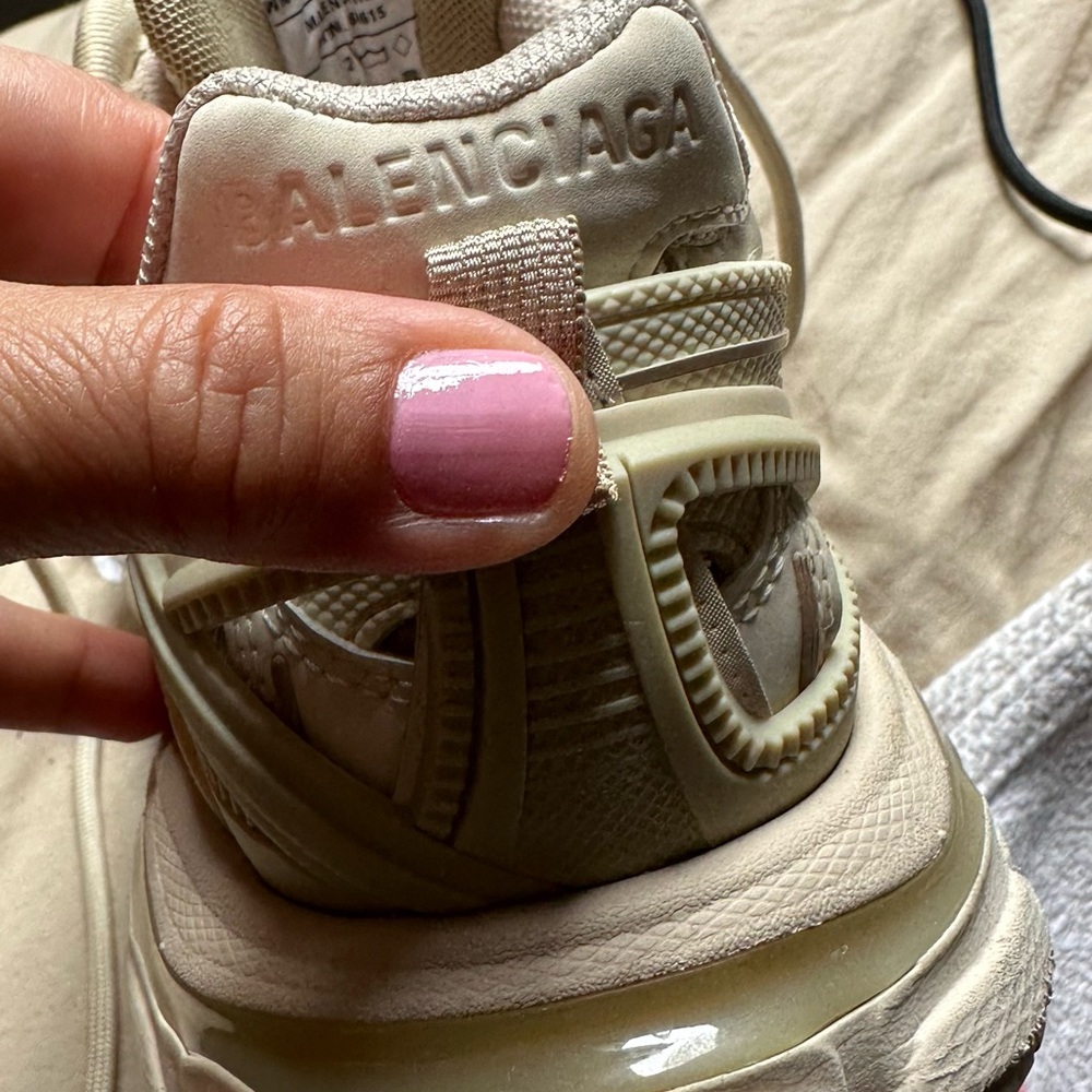 Balenziaga Track 2.0 Sneaker Women Nude color - Picture 6 of 9